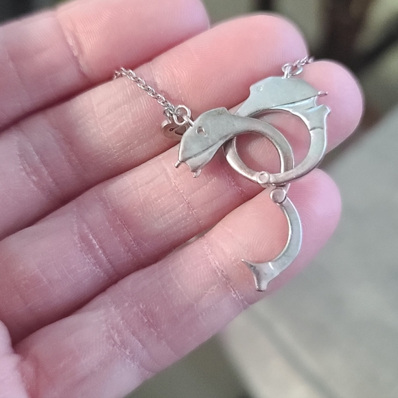 Sterling Silver Handcuffs And Heart Pendant Necklace Women's Jewelry - Picture 6 of 7